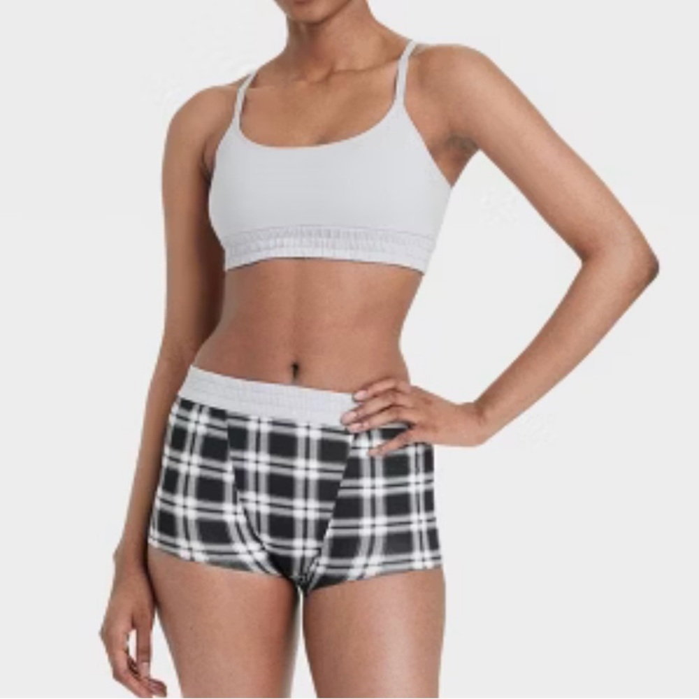 Colsie Black and White Sports Bra Intimates
